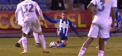 战术视角复盘：切尔西绝平曼城，如何缓解了被中场压制