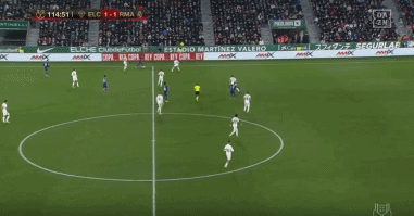 梦幻联动！比亚迪仰望U8入驻《和平精英》 可原地掉头